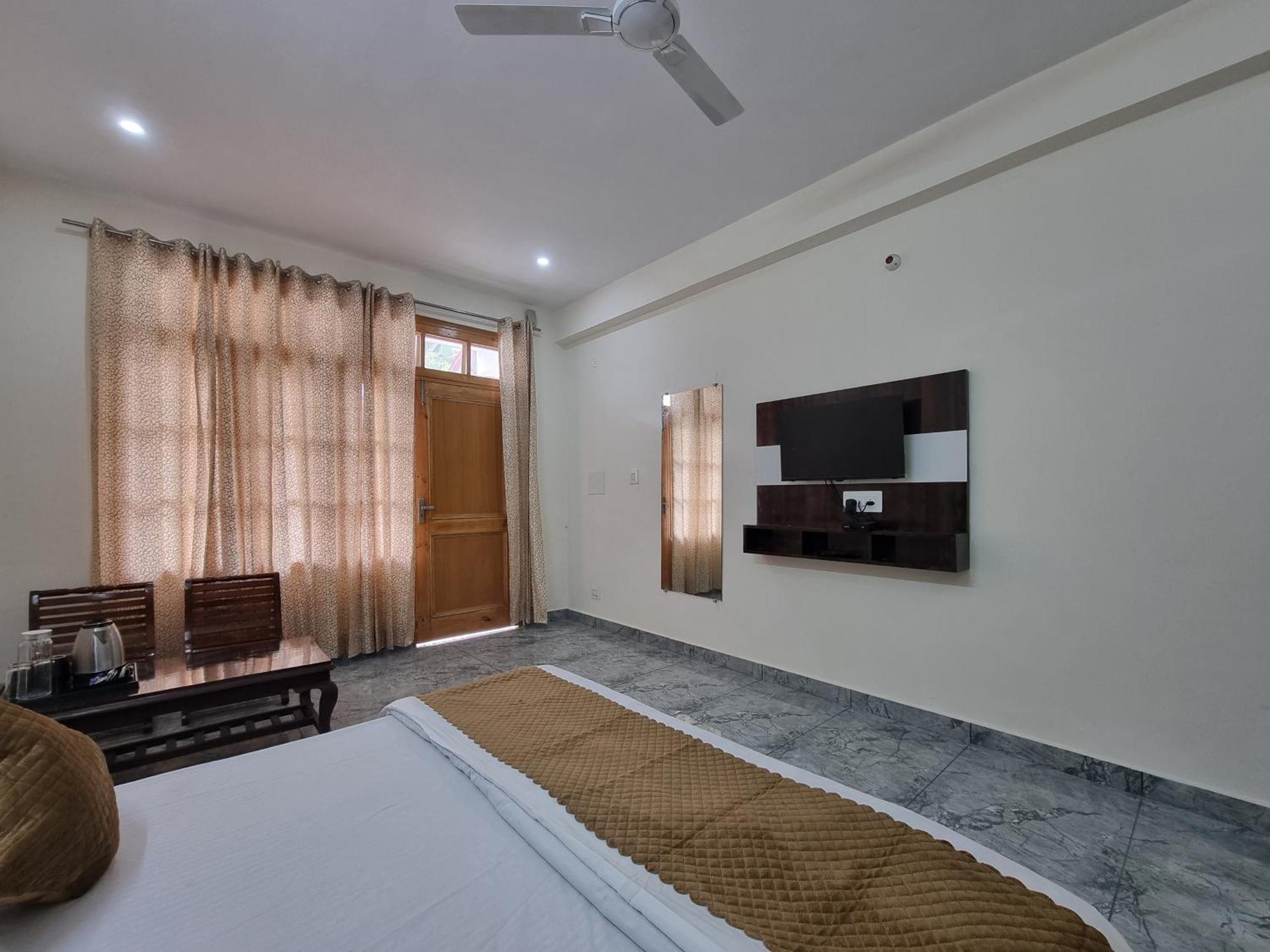 Baikunth Homes Dalhousie Ngoại thất bức ảnh