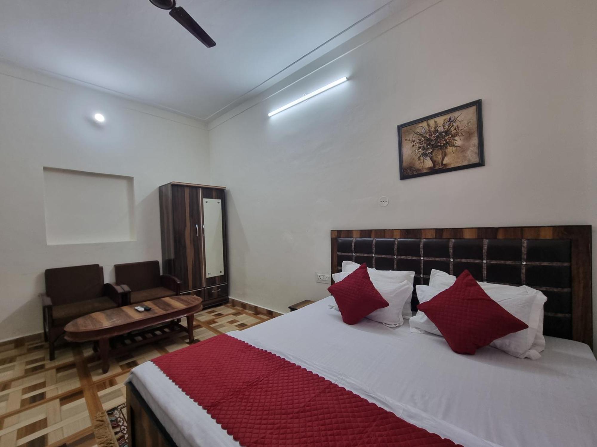 Baikunth Homes Dalhousie Ngoại thất bức ảnh