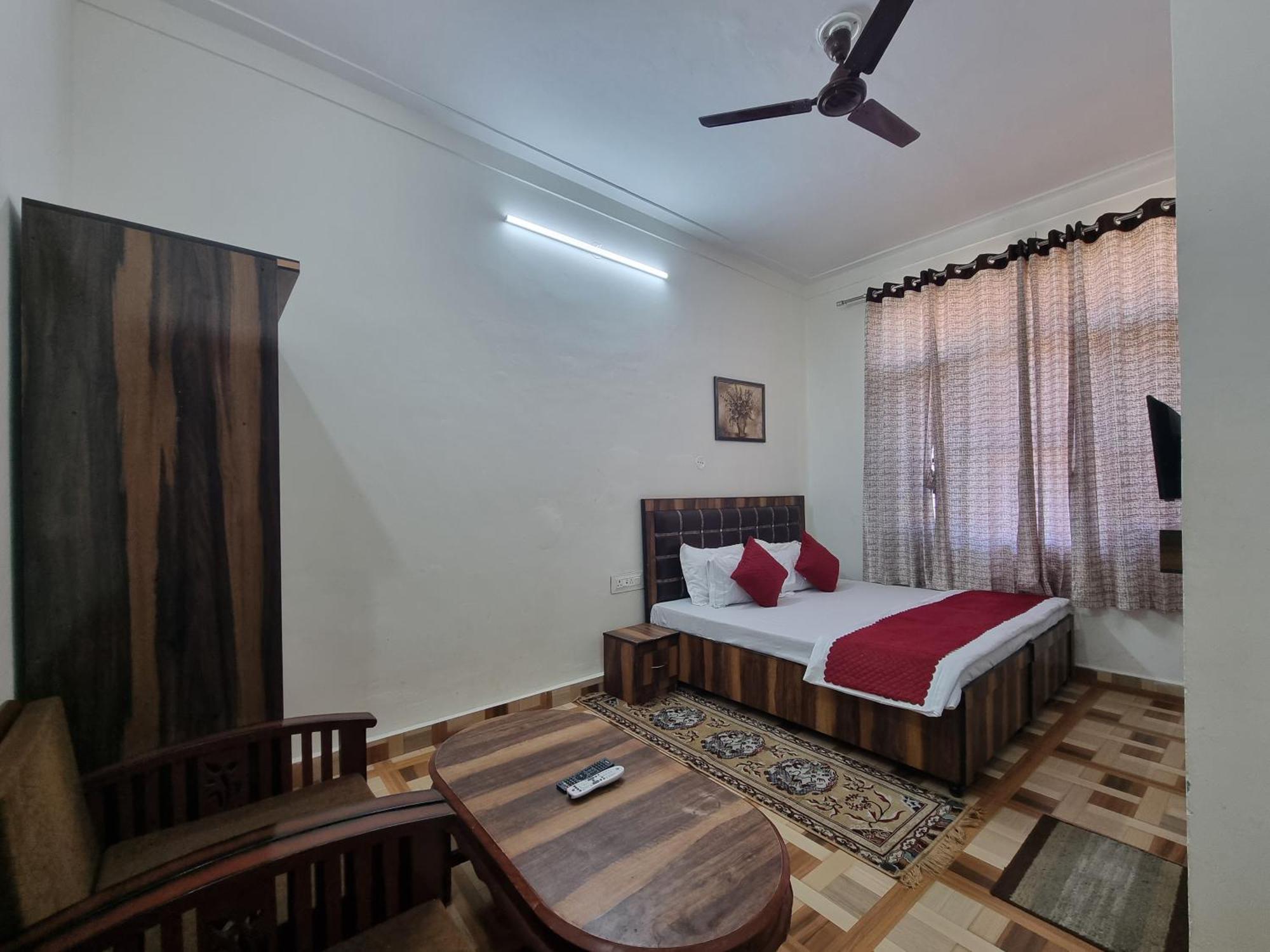 Baikunth Homes Dalhousie Ngoại thất bức ảnh